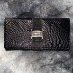 Ferragamo Black Lizard Leather Vara Bow Textured Wallet Silver Accent 90s-Y2K